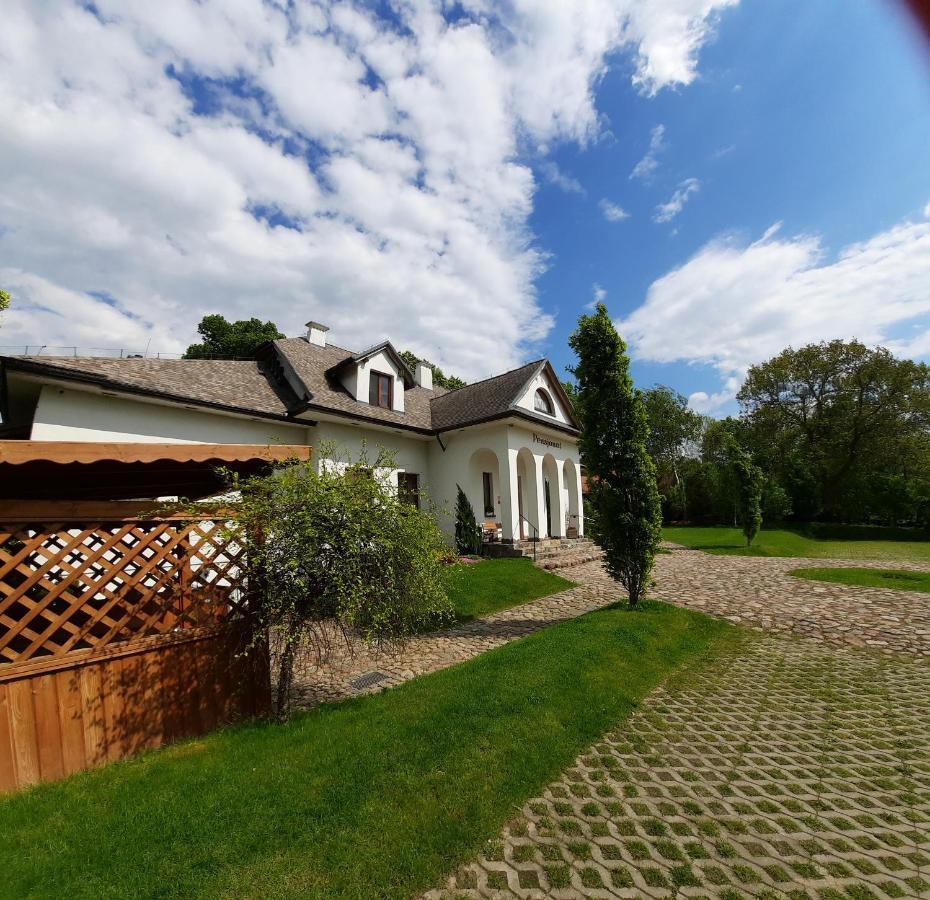 Pensjonat Dworek Polski Chojno  Exterior foto